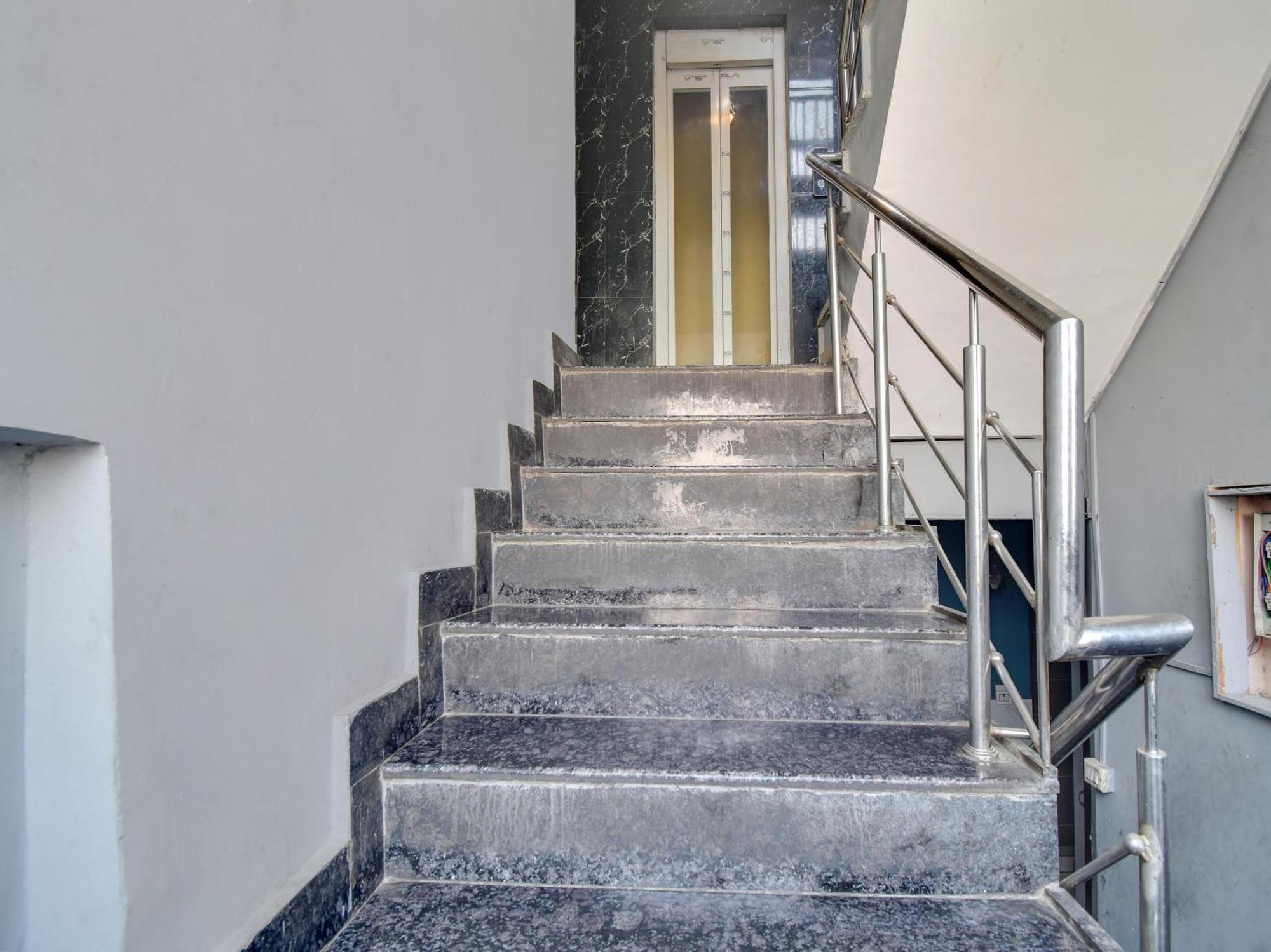Hotel O Dev Residency